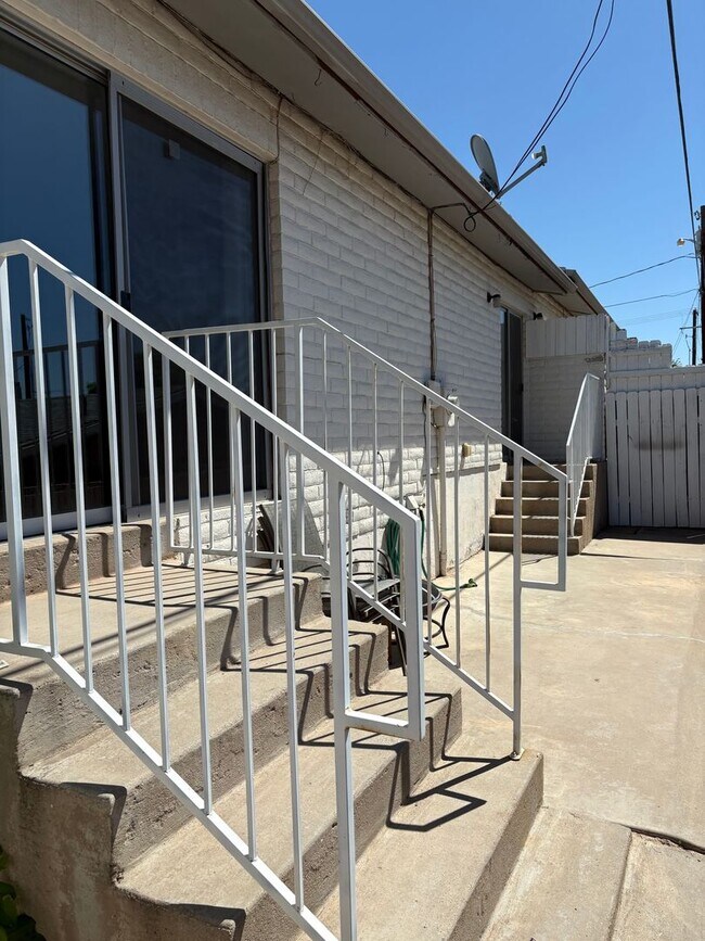 Building Photo - St. George Townhome with a Basement!