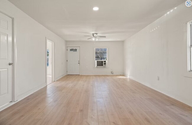 Building Photo - 1312 S Grand Ave