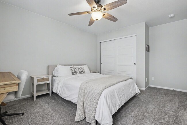 Building Photo - FABULOUS 4 BEDROOM HOME IN CUMBERLAND GREEN FOUNTAIN