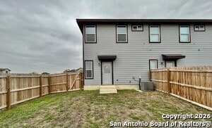 Building Photo - 7814 Savannah Brooks