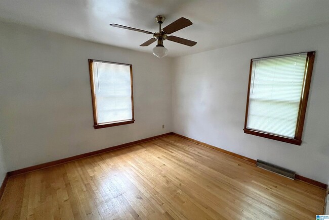 Building Photo - 117 Lawson Dr