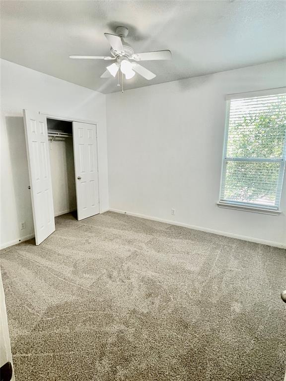 Building Photo - 2419 Allred Dr