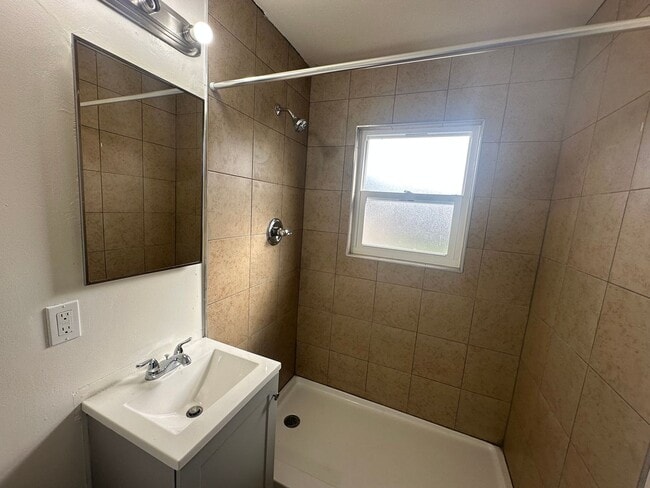 Building Photo - Water/Sewer Paid