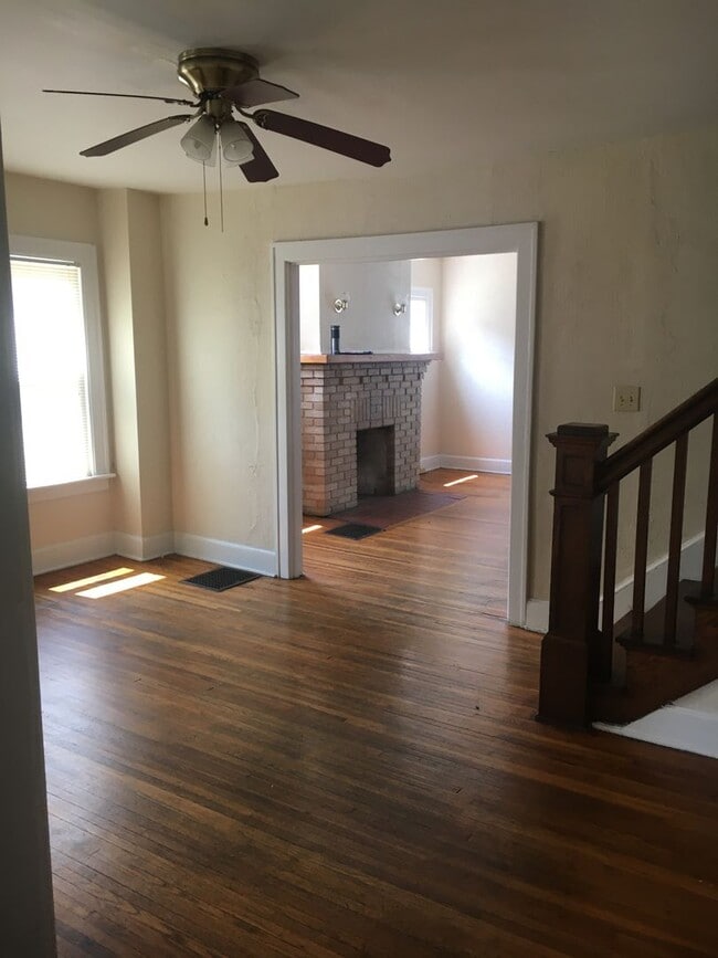 Building Photo - 2476 Adams Ave