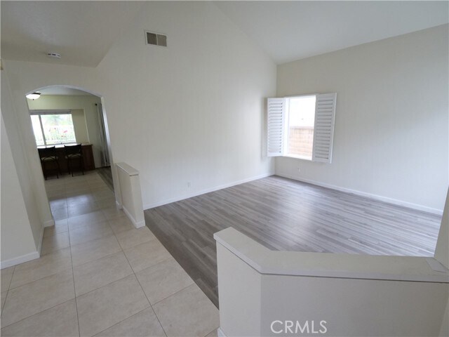 Building Photo - 25051 Amberwood