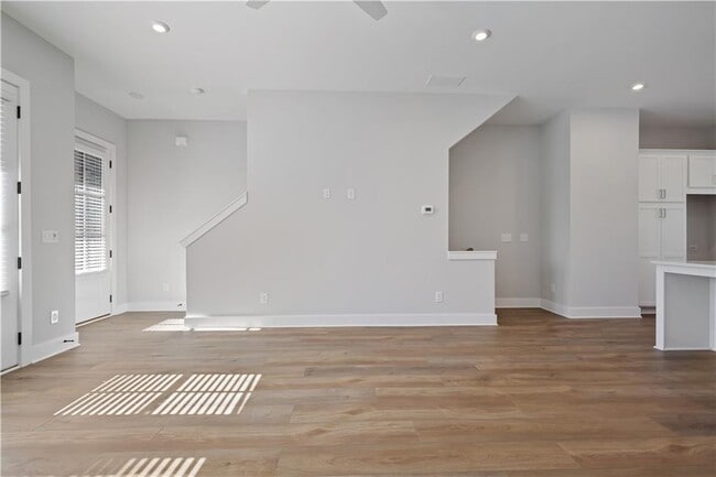 Building Photo - 1352 Grannysmith Trce