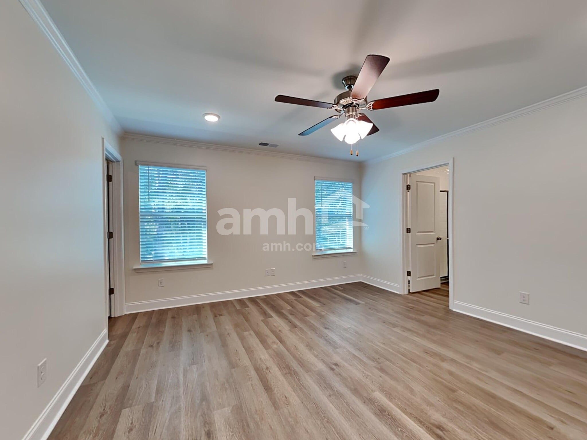 Building Photo - 1617 Lamplighter Ln