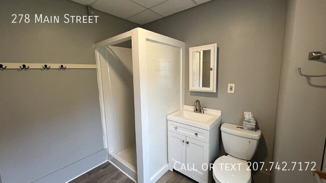 Building Photo - 278 Main St