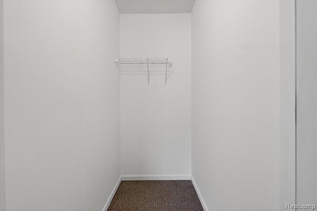 Building Photo - 36366 Dominion Cir