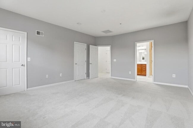 Building Photo - 9545 Chancellorsville Ln