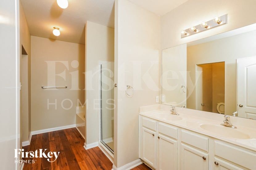 Building Photo - 9439 Ruby Mist Dr