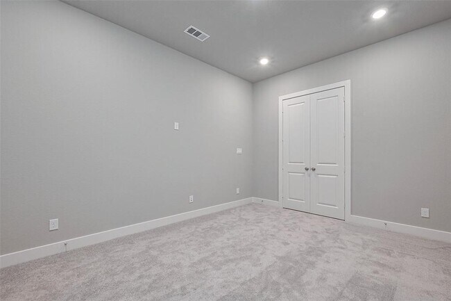 Building Photo - 5106 Blooming Hibiscus Ln