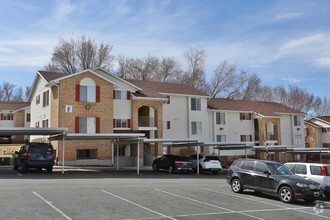 Building Photo - Cherry Lane