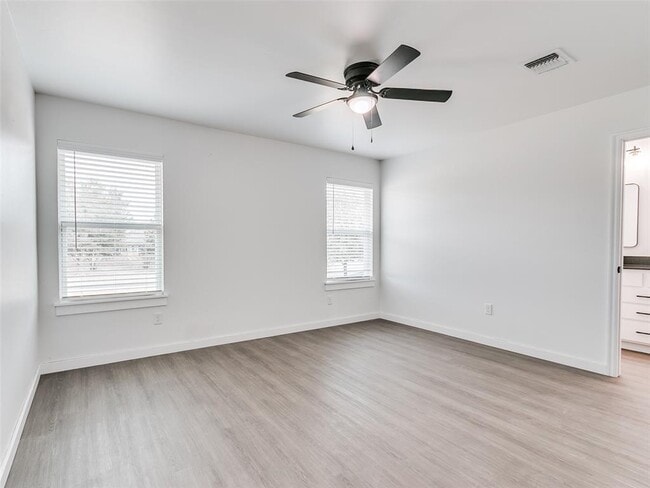 Building Photo - 13000 NW 3rd St