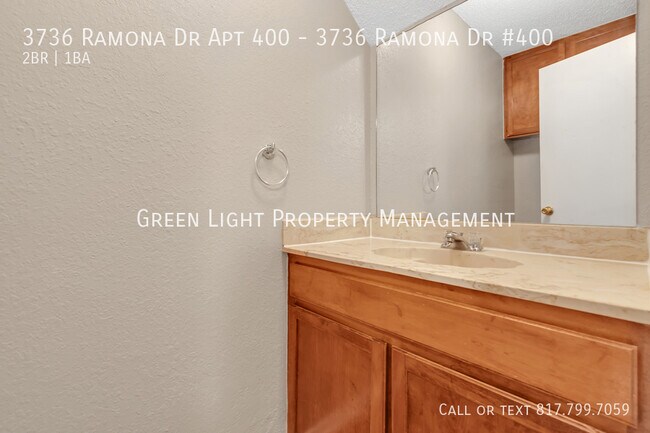 Building Photo - 3736 Ramona Dr