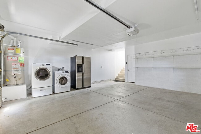 Building Photo - 359 Westlake Vista Ln