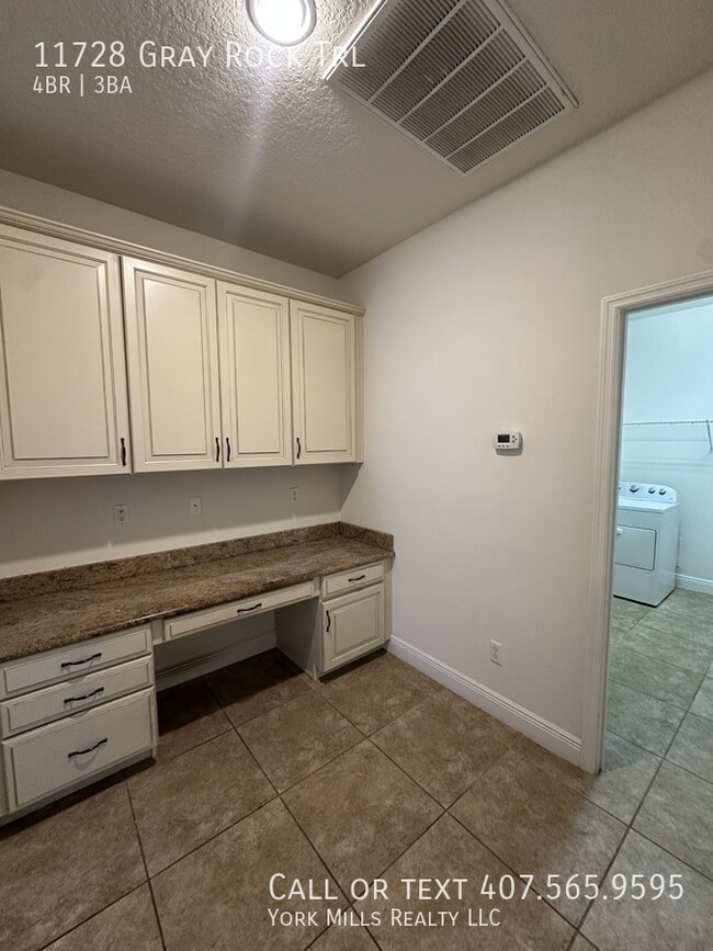 Building Photo - 11728 Gray Rock Trail