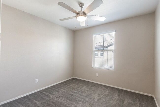 Building Photo - 16355 W Latham St