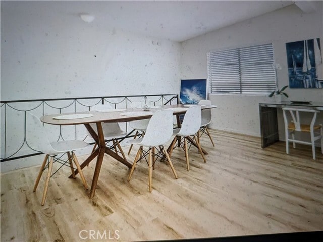 Building Photo - 325 10th Pl