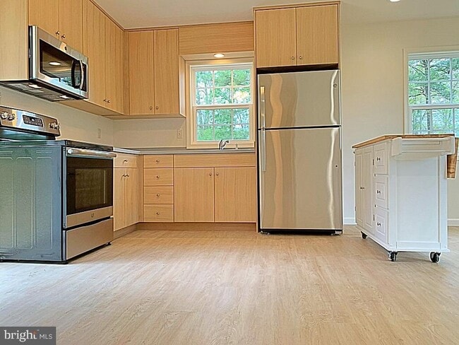 Building Photo - 22129 Indian Bridge Rd