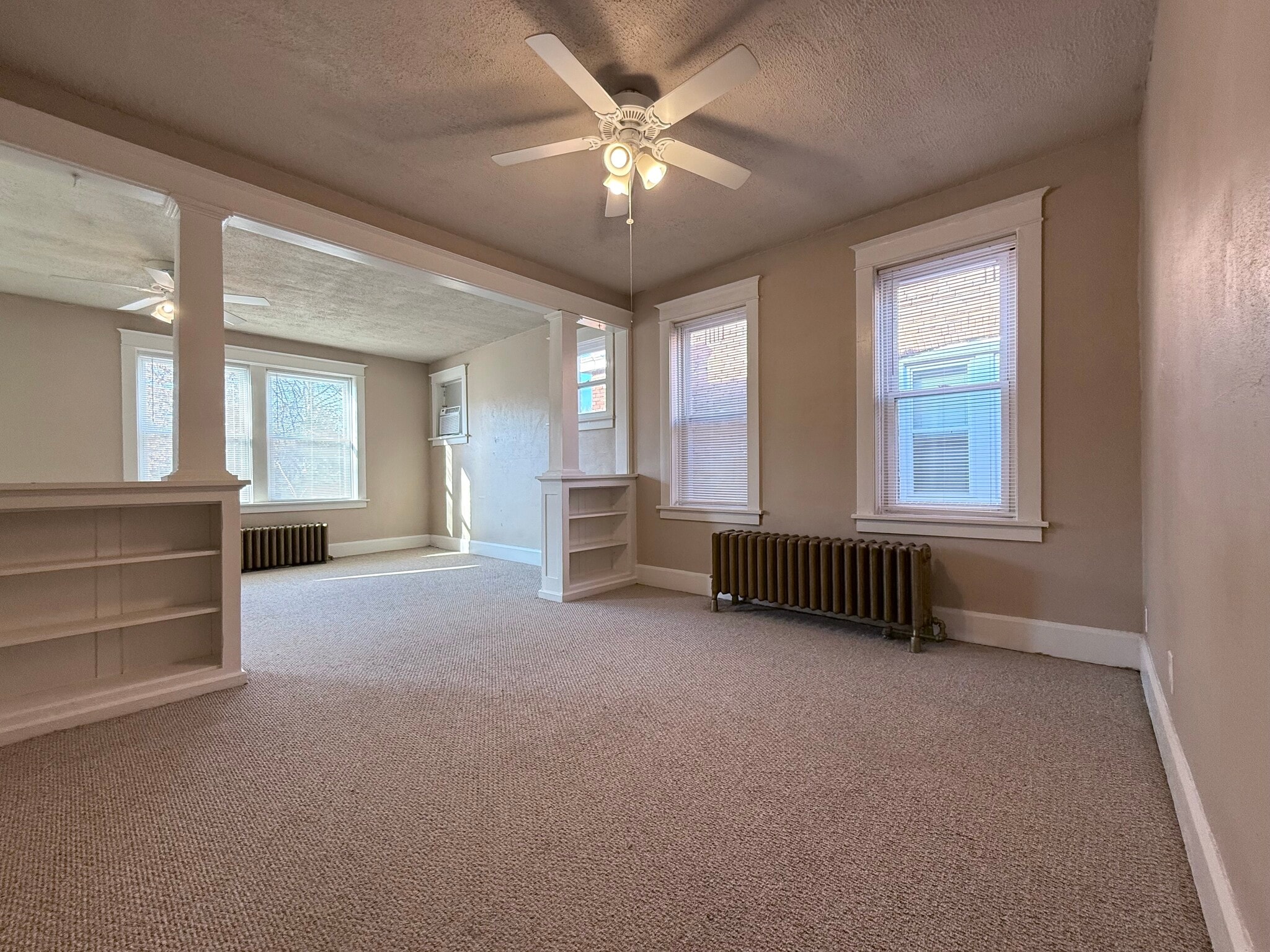 Building Photo - 1324 McCausland Ave