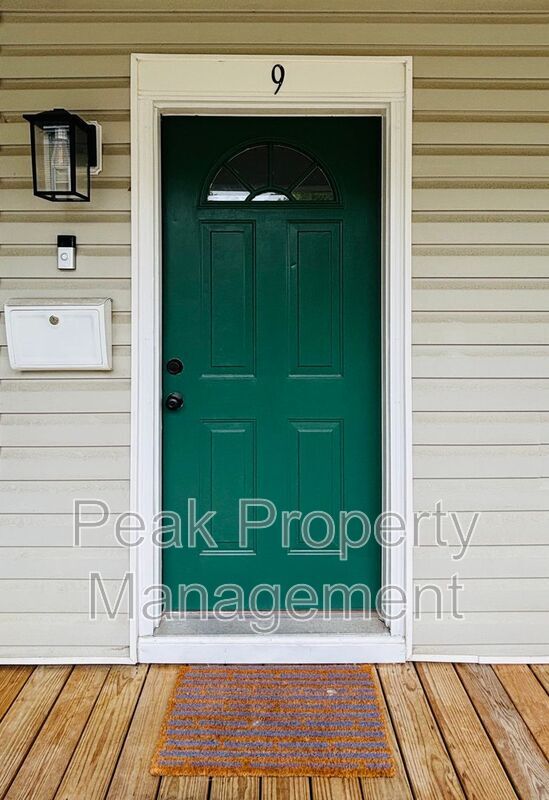 Building Photo - 9 W Broad Rock Rd