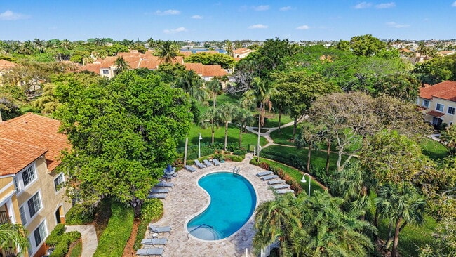 Building Photo - 180 Yacht Club Way