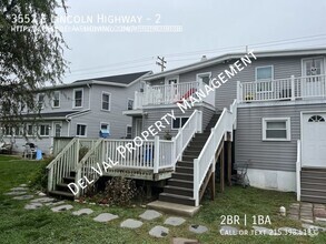 Building Photo - ?? Modern 2nd-Floor Apartment in Thorndale...