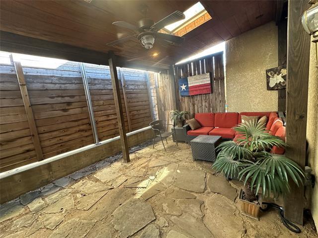 Building Photo - 3919 Cole Ave