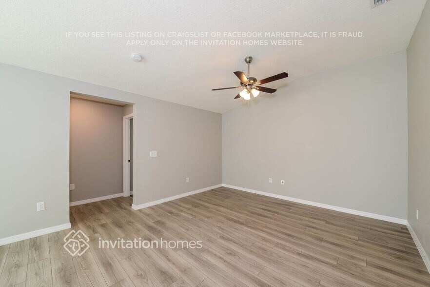 Building Photo - 9519 Baraboo Way