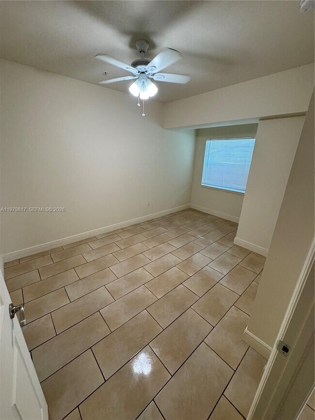 Building Photo - 1315 NW 1st St