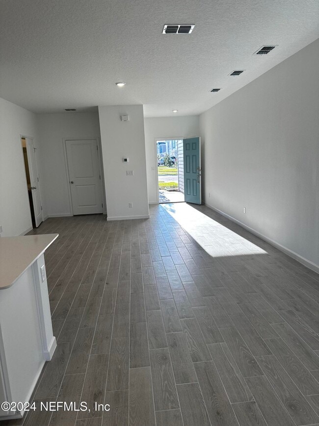 Building Photo - 6873 Gable Grv Ave