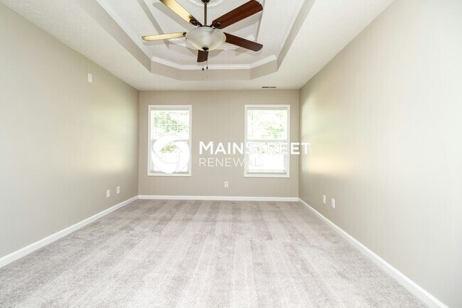 Building Photo - 3 Bedroom Pet-Friendly Home in La Vergne, TN with Main Street Renewal