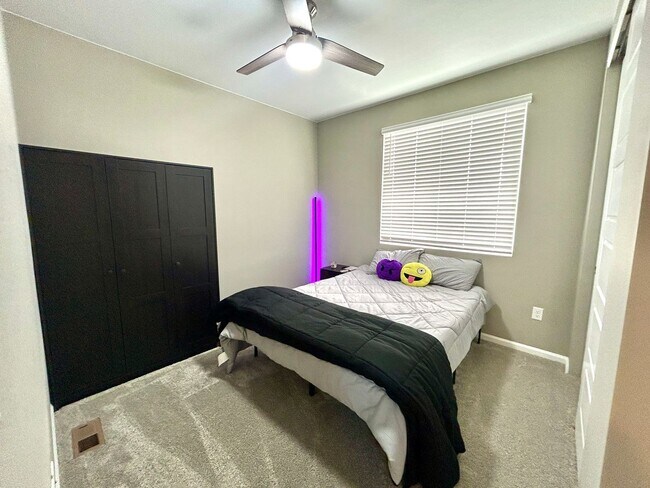 Building Photo - Modern Luxury Living in Harmony Ridge! $25...