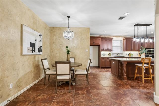 Building Photo - 2027 Stonemont Ct