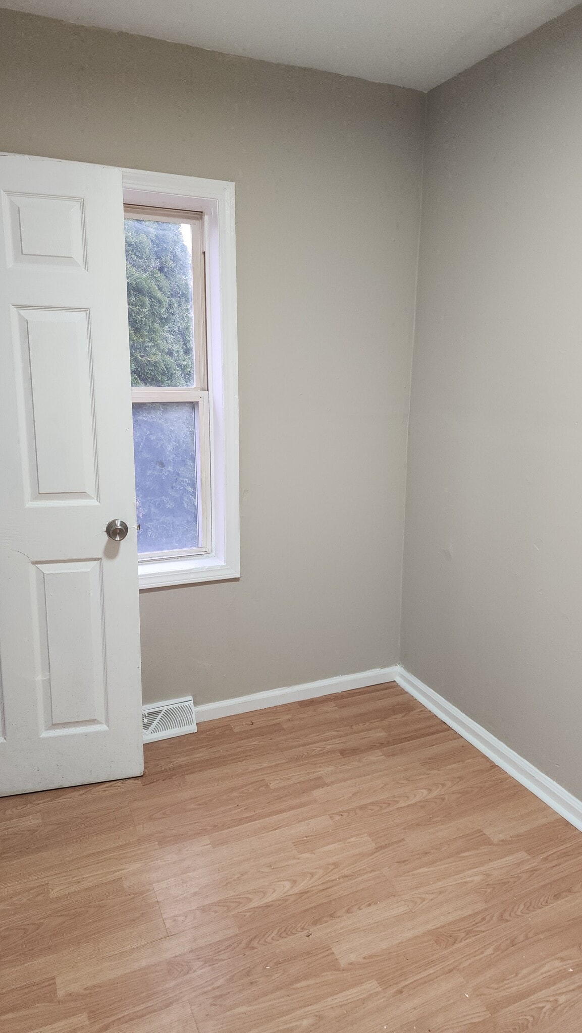 Building Photo - 23156 Bolam Ave