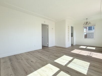 Building Photo - Up to Two Weeks FREE Rent!  Remodeled 1BR/...