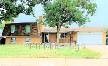 Building Photo - 10901 Acoma St