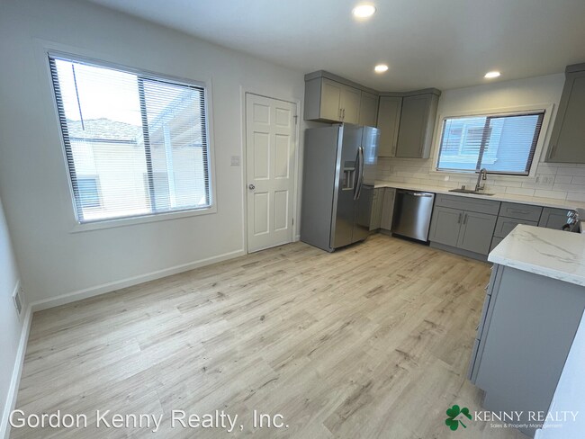 Building Photo - 3 br, 2 bath House - 717 Miller Avenue