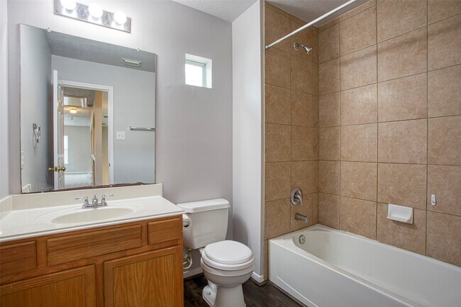 Building Photo - 25127 Florina Ranch Dr