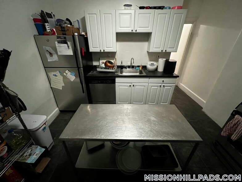 Building Photo - 40-42 Hillside St.