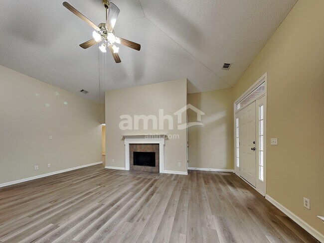 Building Photo - 26 Coronado Ct