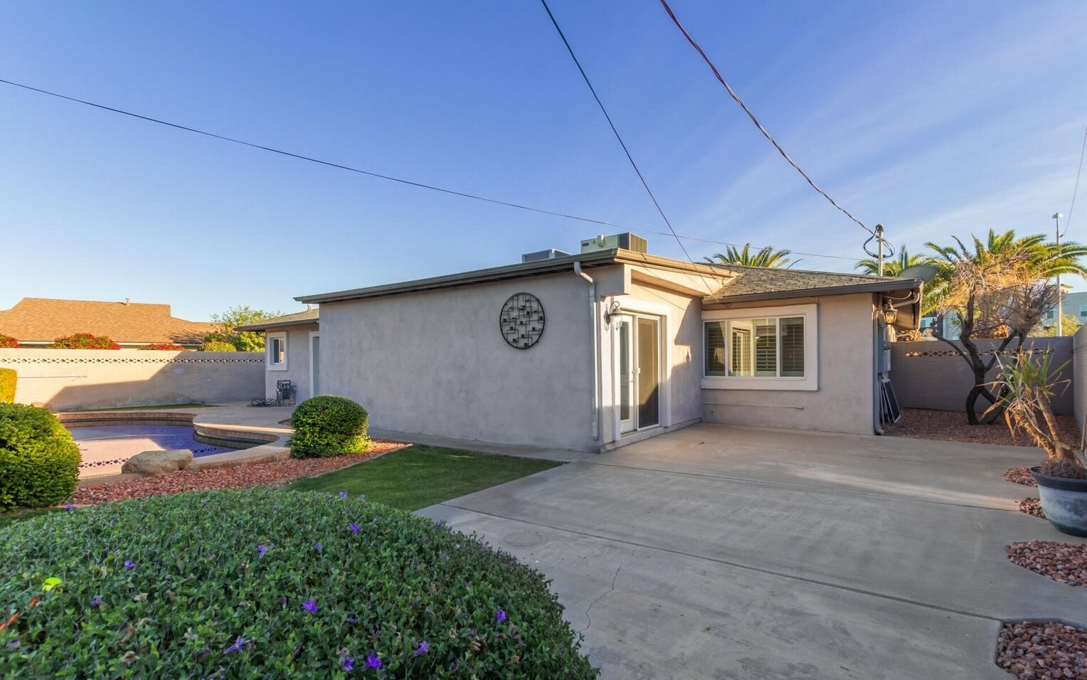 Building Photo - 6838 E Almeria Rd
