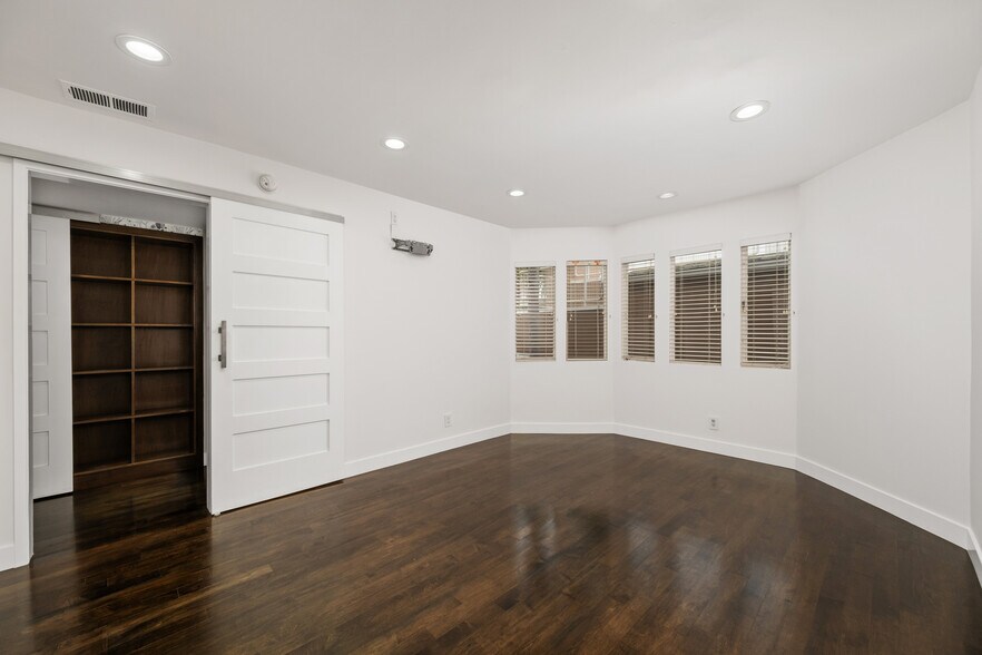 Building Photo - 24 Westwind St