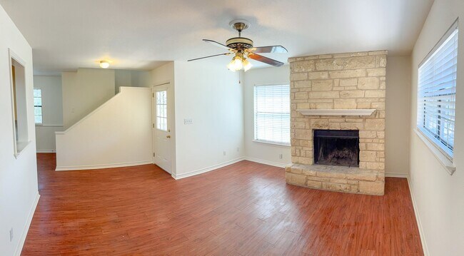 Building Photo - 6403 Lohman Ford Rd