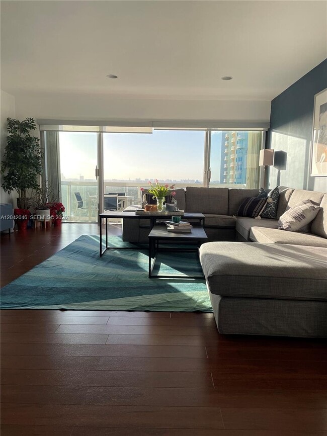 Building Photo - 2451 Brickell Ave