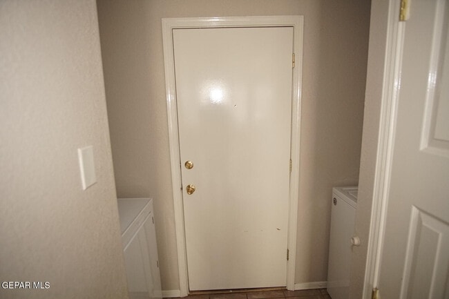 Building Photo - 3696 Prairie Rose St