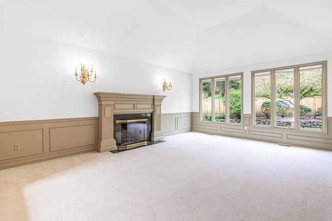 Building Photo - 5811 124th Ct NE