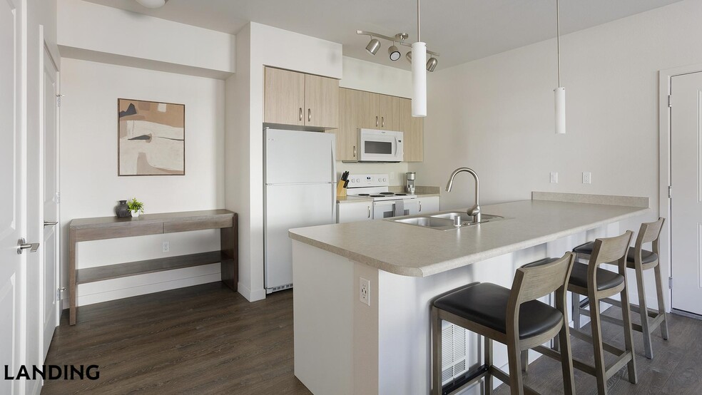 Building Photo - 17500 25th Ave NE