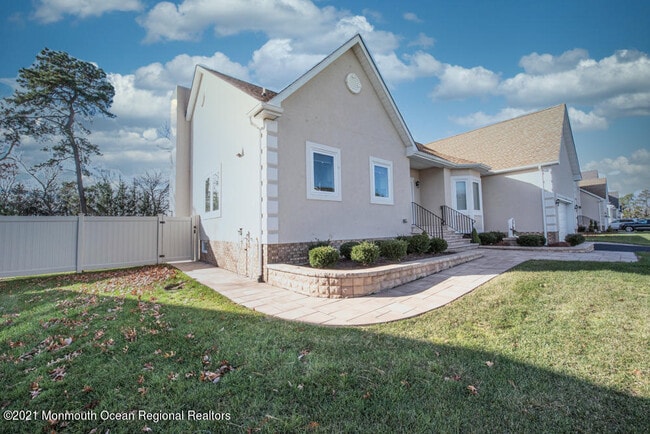 Building Photo - 12 Cindy Ct